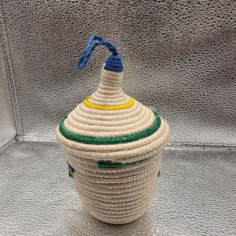 Handwoven Coiled Friendship Basket – 5 in Lidded‎ – Multicolored – Artisan Craft